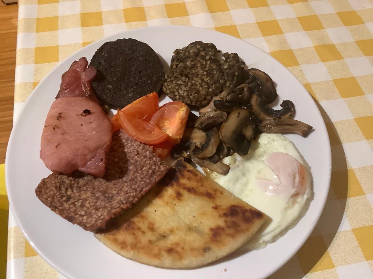 Nethermains House Kilwinning Екстериор снимка