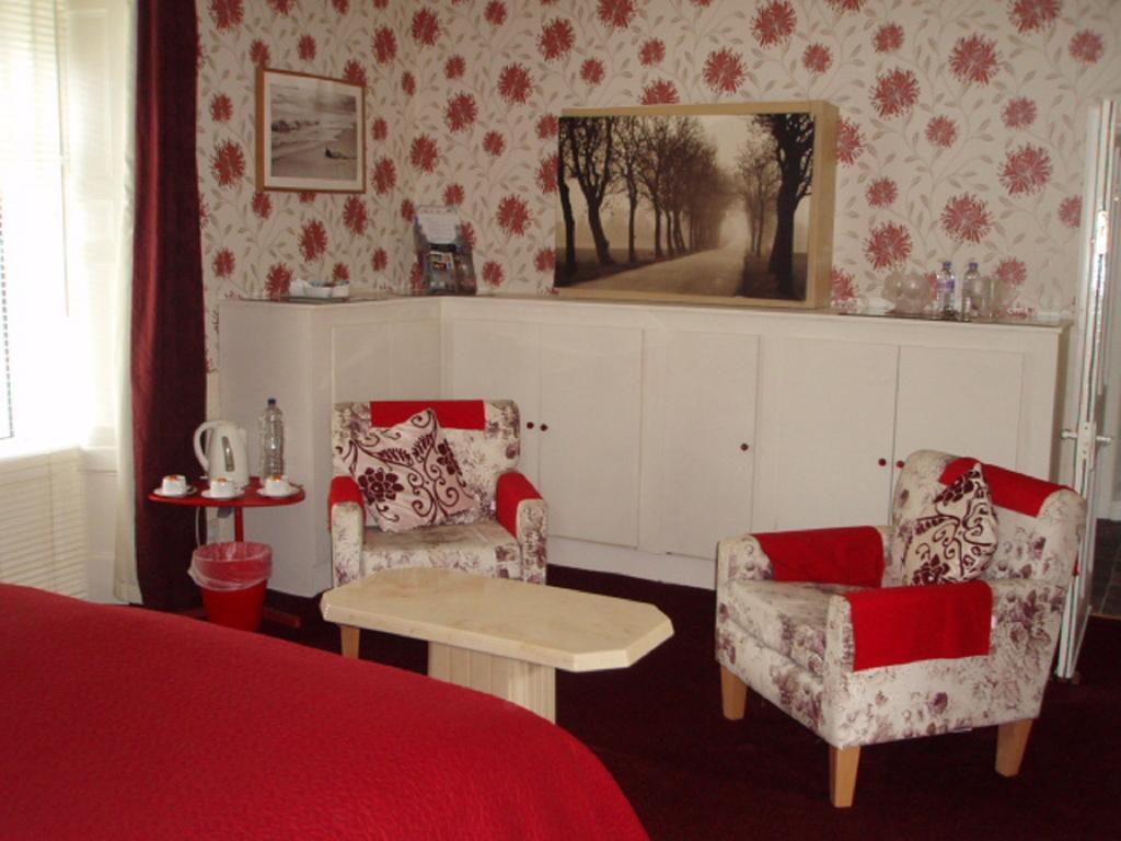 Nethermains House Kilwinning Стая снимка
