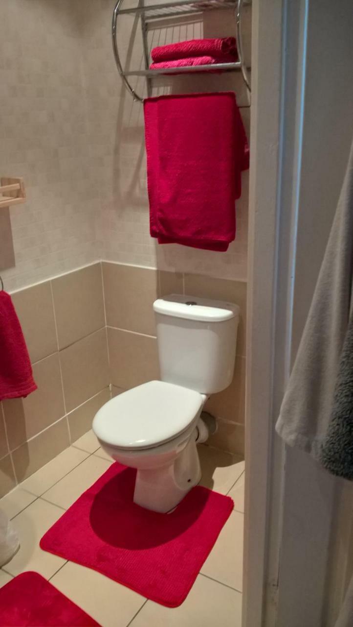 Nethermains House Kilwinning Екстериор снимка