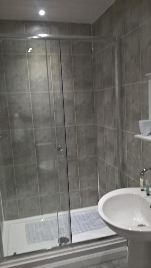 Nethermains House Kilwinning Екстериор снимка